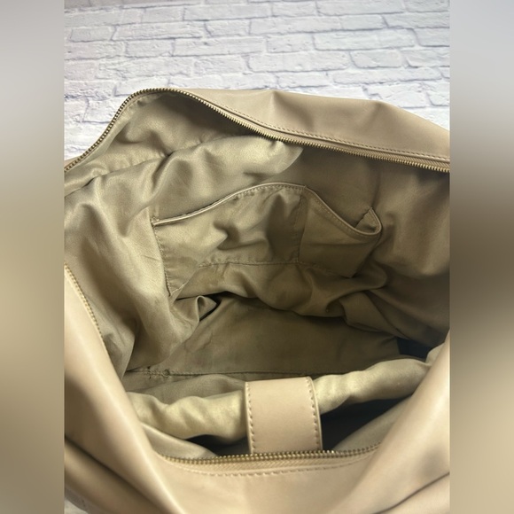 Free People Mushroom Color Shoulder Bag. Has Laptop Space w/Velcro Inside. - Picture 10 of 14